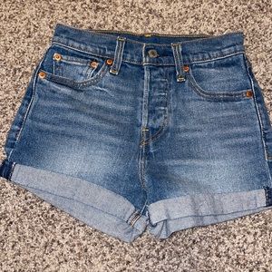 Levi’s Wedgie Denim Shorts